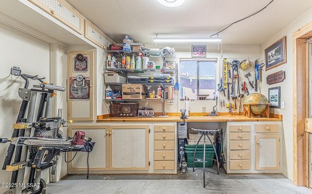 1841 S San Ray, Green Valley, AZ 85614