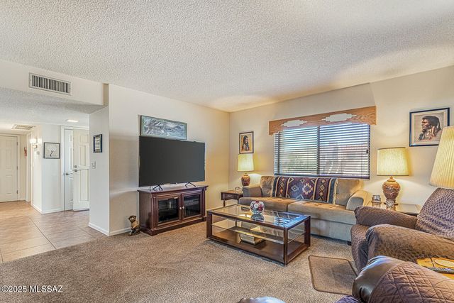 1841 S San Ray, Green Valley, AZ 85614