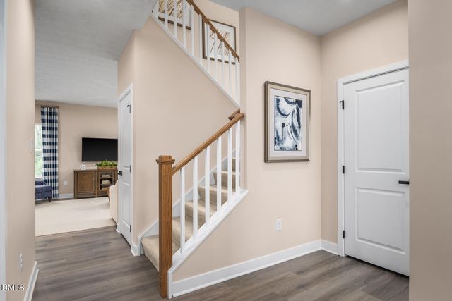 921 Walker Ridge Way, Willow Springs, NC 27592