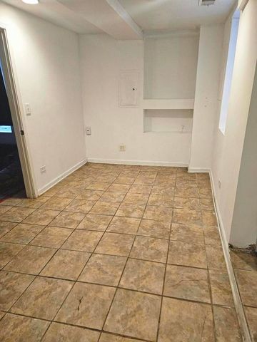2144 W 19th Street, Chicago, IL 60608