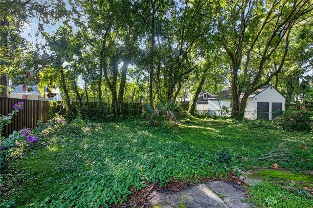 27 N MILLS AVENUE, Orlando, FL 32801