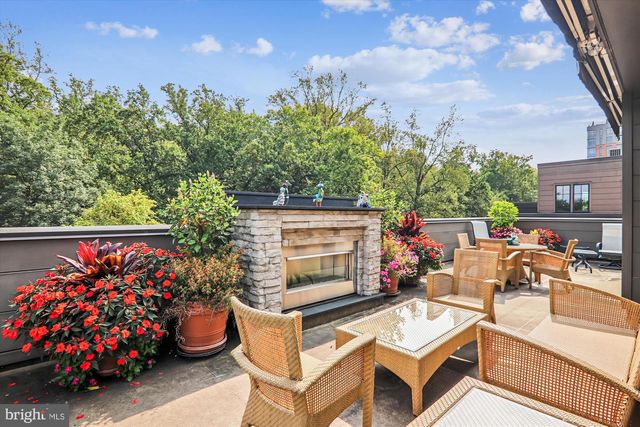 3675 CHEVY CHASE LAKE DR, Chevy Chase, MD 20815