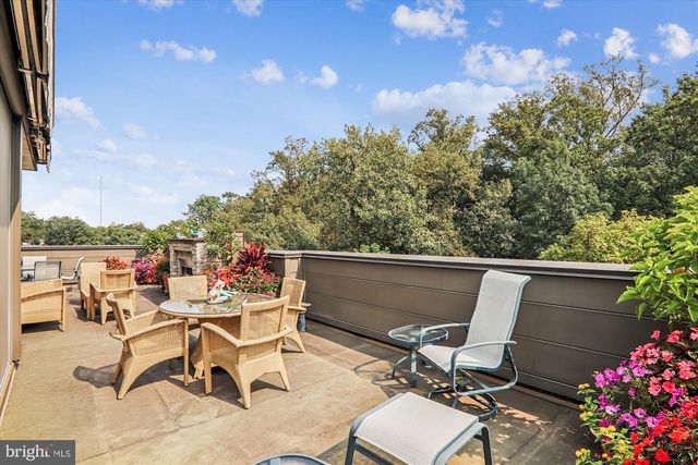 3675 CHEVY CHASE LAKE DR, Chevy Chase, MD 20815