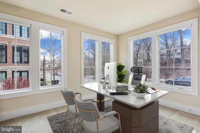 3675 CHEVY CHASE LAKE DR, Chevy Chase, MD 20815