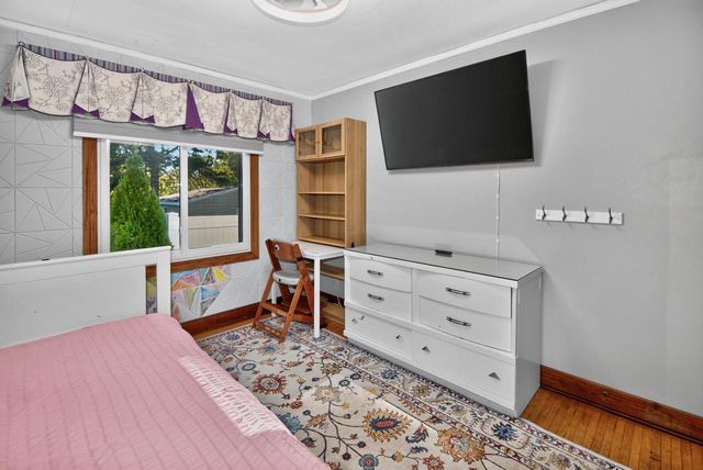 S89W22720 Milwaukee AVENUE, Big Bend, WI 53103