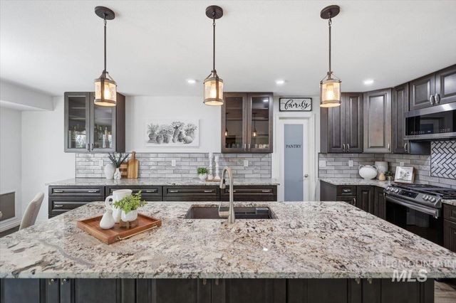 2441 N Snow Goose Way, Meridian, ID 83646