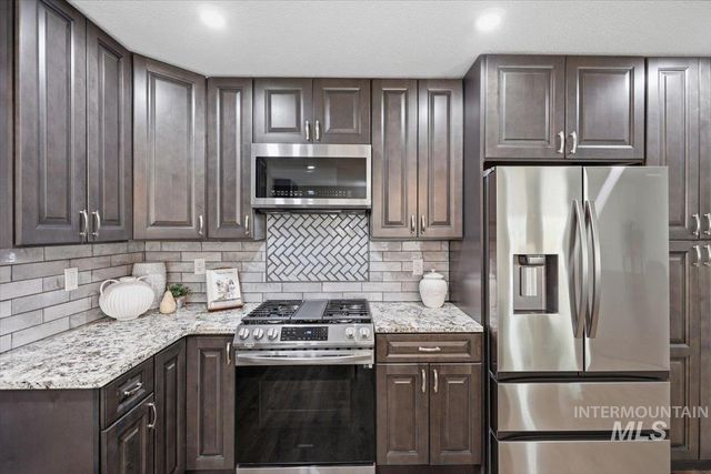 2441 N Snow Goose Way, Meridian, ID 83646