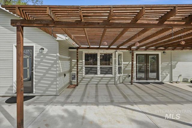 2441 N Snow Goose Way, Meridian, ID 83646