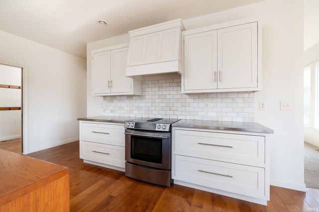 6404 N Braksway Drive, Bloomington, IN 47408