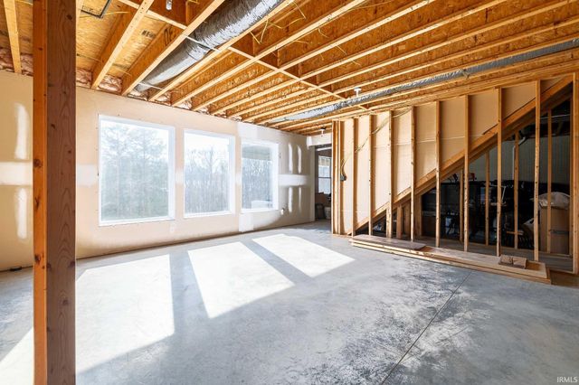 6404 N Braksway Drive, Bloomington, IN 47408