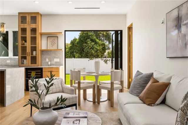 2124 Rutgers, Long Beach, CA 90815