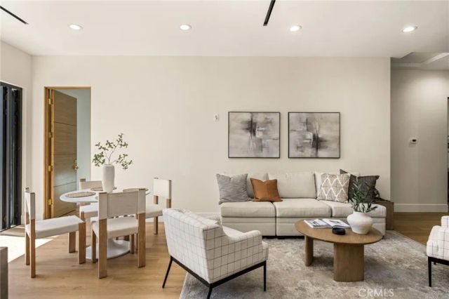 2124 Rutgers, Long Beach, CA 90815