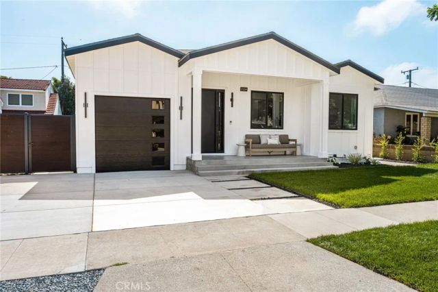 2124 Rutgers, Long Beach, CA 90815