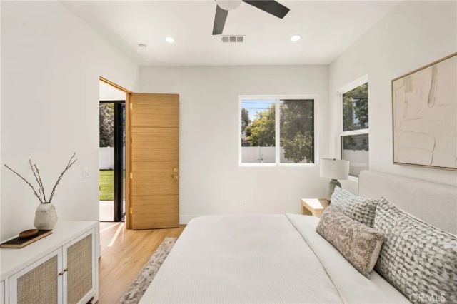 2124 Rutgers, Long Beach, CA 90815