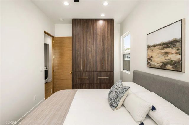 2124 Rutgers, Long Beach, CA 90815