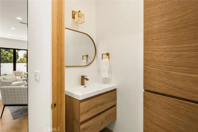 2124 Rutgers, Long Beach, CA 90815