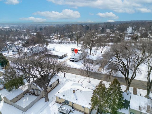 1124 HASTINGS STREET, Green Bay, WI 54301