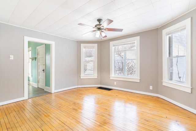 1124 HASTINGS STREET, Green Bay, WI 54301