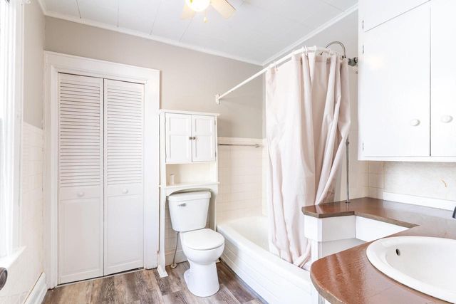 1124 HASTINGS STREET, Green Bay, WI 54301