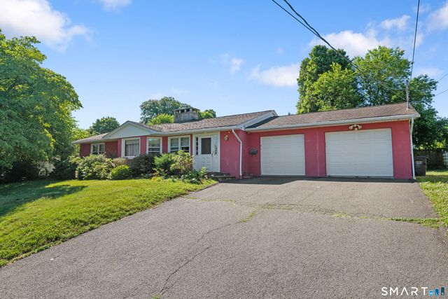 4 Francis Road, Danbury, CT 06810
