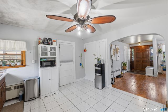 4 Francis Road, Danbury, CT 06810