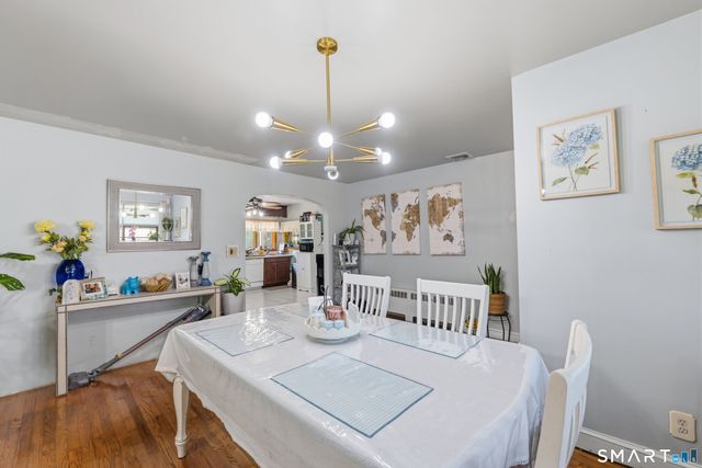 4 Francis Road, Danbury, CT 06810