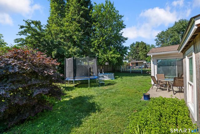 4 Francis Road, Danbury, CT 06810