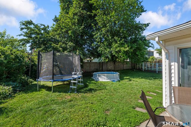 4 Francis Road, Danbury, CT 06810