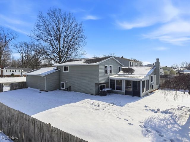 310 Saint Lawrence Boulevard, Eastlake, OH 44095