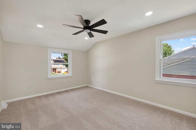269 ROBERTS DR, King Of Prussia, PA 19406