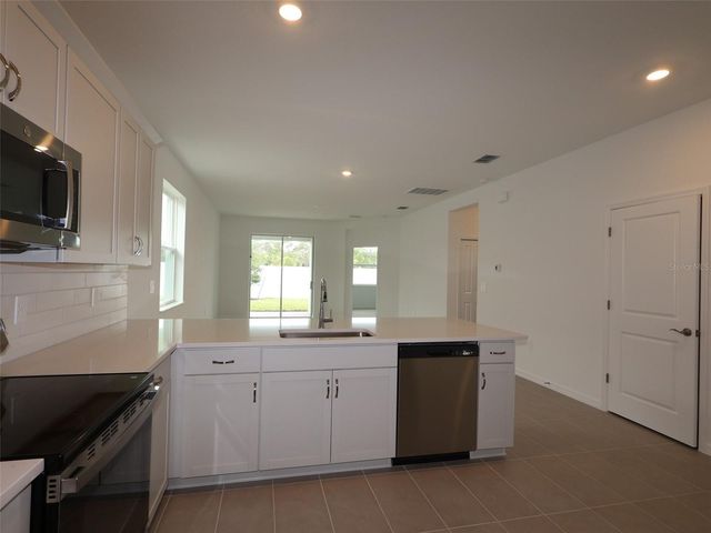 9117 OPTIMIST WAY, Palmetto, FL 34221