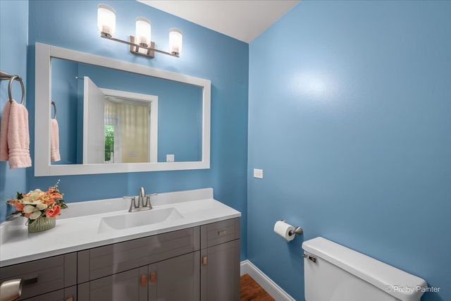 453 Village Creek Drive 453, Lake In The Hills, IL 60156