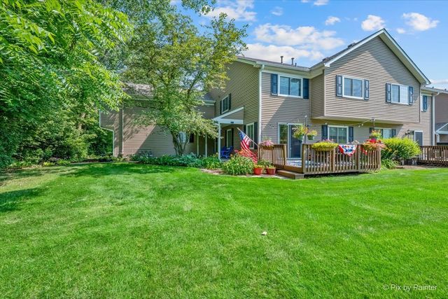 453 Village Creek Drive 453, Lake In The Hills, IL 60156