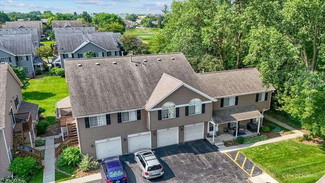 453 Village Creek Drive 453, Lake In The Hills, IL 60156