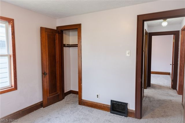 1177 Neptune Avenue, Akron, OH 44301