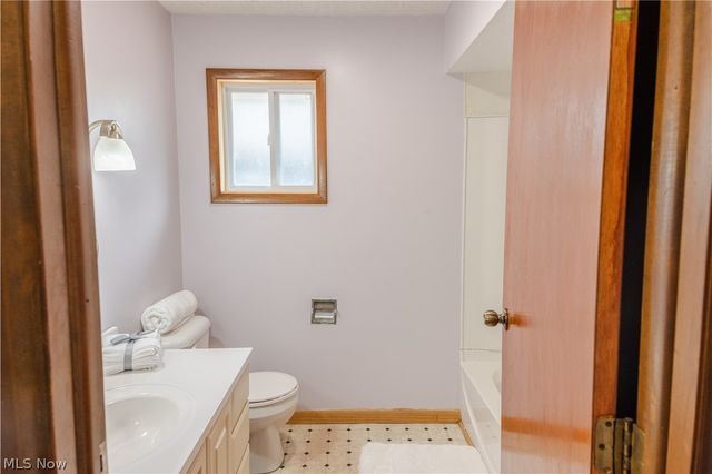 1177 Neptune Avenue, Akron, OH 44301