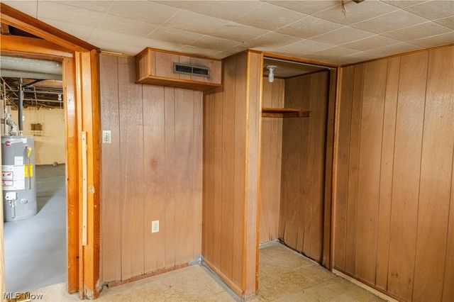 1177 Neptune Avenue, Akron, OH 44301