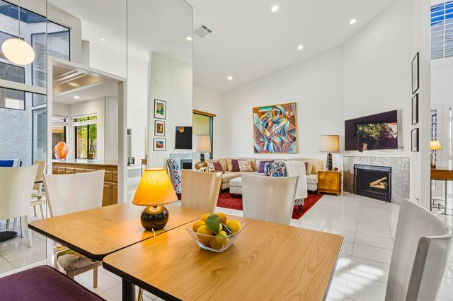 466 E Calle Begonia, Palm Springs, CA 92262