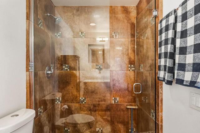 466 E Calle Begonia, Palm Springs, CA 92262