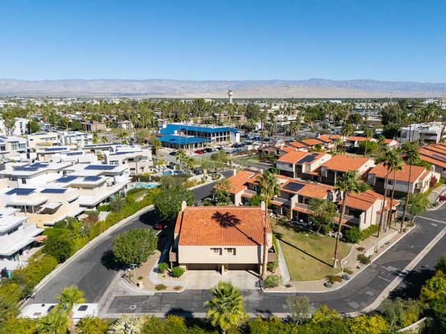 466 E Calle Begonia, Palm Springs, CA 92262