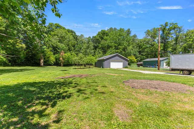 38530 Superior Street, Romulus, MI 48174
