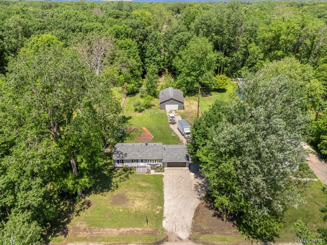 38530 Superior Street, Romulus, MI 48174