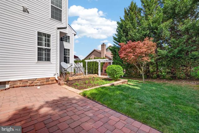 19103 RED MAPLE DR, Hagerstown, MD 21742
