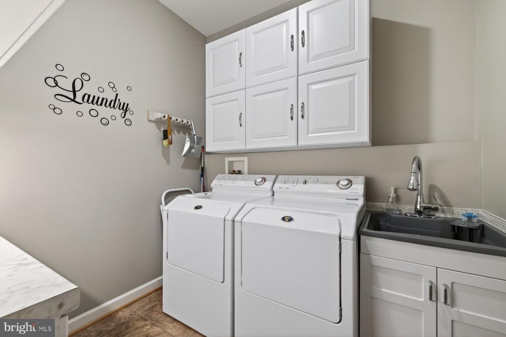 Image 30 of property listing at 19103 RED MAPLE DR, Hagerstown, MD 21742