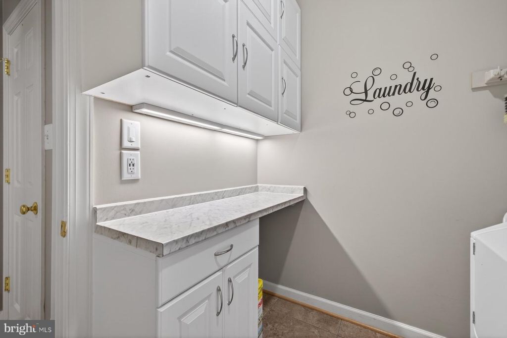 Image 31 of property listing at 19103 RED MAPLE DR, Hagerstown, MD 21742