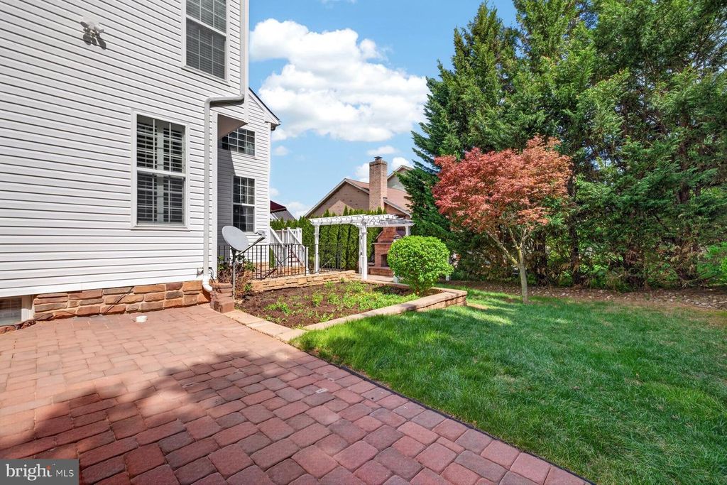 Image 56 of property listing at 19103 RED MAPLE DR, Hagerstown, MD 21742