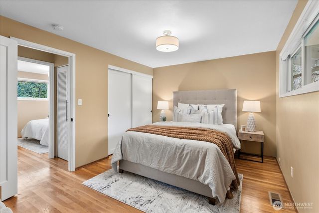 16010 SE 5th Street, Bellevue, WA 98008