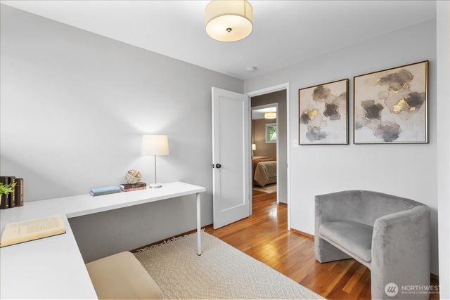 16010 SE 5th Street, Bellevue, WA 98008