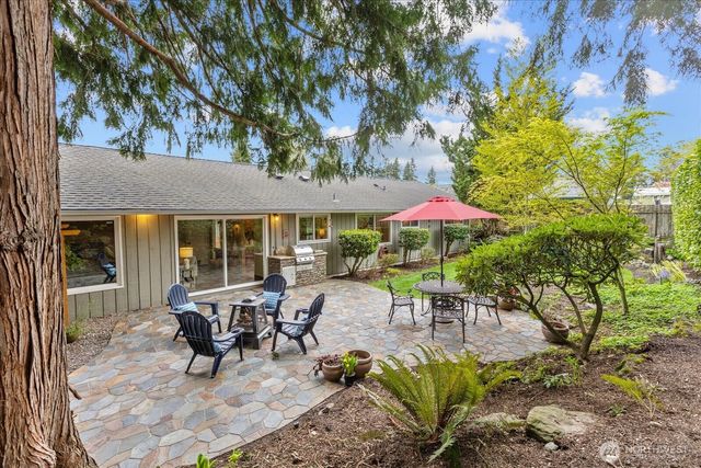 16010 SE 5th Street, Bellevue, WA 98008