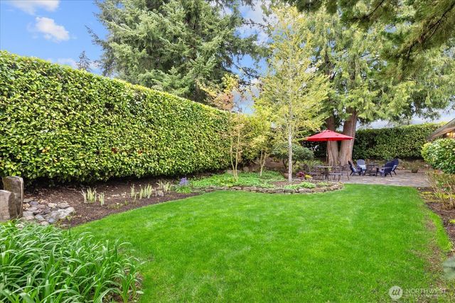 16010 SE 5th Street, Bellevue, WA 98008